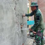 Hari ke Tiga TMMD di Buton, Personel TNI Bangun Masjid Hari ke Tiga TMMD di Buton, Personel TNI Bangun Masjid