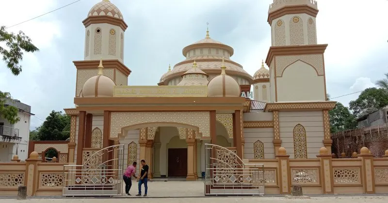 Megahnya Masjid Awaluddin Al Jannah Tongkuno, Mirip Hagia Sophia di Istanbul