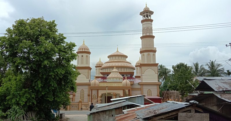 Kemegahan masjid Awaluddin Al Jannah di Kecamatan Tongkuno