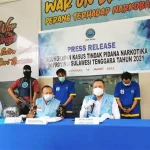 BNNP Sultra Tangkap Kurir Sabu Jaringan Samarinda, BB 1,9 Kg BNNP Sultra Tangkap Kurir Sabu Jaringan Samarinda, BB 1,9 Kg