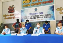 BNNP Sultra Tangkap Kurir Sabu Jaringan Samarinda, BB 1,9 Kg BNNP Sultra Tangkap Kurir Sabu Jaringan Samarinda, BB 1,9 Kg