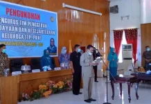 Ridwan Zakariah Kukuhkan 70 Pengurus PKK Butur Ridwan Zakariah Kukuhkan 70 Pengurus PKK Butur