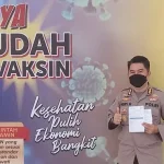 Personel Polda Sultra Mulai Jalani Vaksinasi Covid-19 Personel Polda Sultra Mulai Jalani Vaksinasi Covid-19