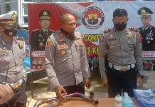 Polres Kendari Sita Puluhan Knalpot Bogar Polres Kendari Sita Puluhan Knalpot Bogar