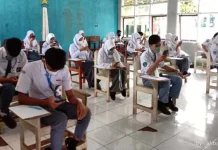 SMA 1 Wangiwangi Wakatobi Gelar Ujian Sekolah Berbasis Android SMA 1 Wangiwangi Wakatobi Gelar Ujian Sekolah Berbasis Android