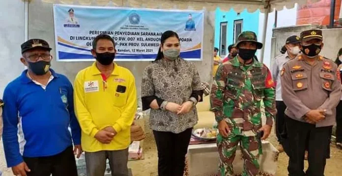 Agista Serahkan Bantuan Sumur Bor untuk Warga Andounohu