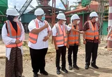 Tinjau Perusahaan Tambang di Konsel, Bahlil Bicara Soal Menjaga Iklim Investasi Tinjau Perusahaan Tambang di Konsel, Bahlil Bicara Soal Menjaga Iklim Investasi