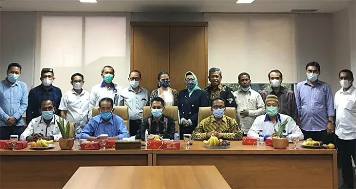 Bupati Wakatobi Terpilih Paparkan Tiga Sektor Unggulan dalam FGD KKST di Jakarta
