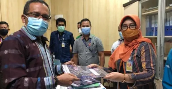 Zamrun Resmi Mendaftar untuk Periode Kedua Sebagai Rektor UHO