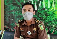 Salah Gunakan Dana Desa, Kades Pumbolo Dituntut 6,5 Tahun Penjara Kasi Pidana Khusus (Pidsus) Moh Heri Okta Saputro