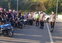 Bubarkan Balap Liar, Polres Kendari Amankan 17 Unit Motor Bubarkan Balap Liar, Polres Kendari Amankan 17 Unit Motor