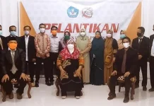 Pejabat Struktural STMIK Bina Bangsa Kendari dan AMIK Millenium Kolaka Dilantik Pejabat Struktural STMIK Bina Bangsa Kendari dan AMIK Millenium Kolaka Dilantik