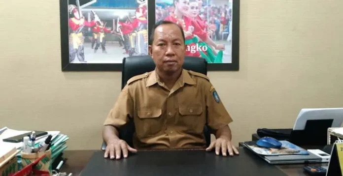 Kepala Dispar Kabupaten Wakatobi Nadar