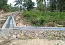 TNI Tuntaskan Pembangunan Drainase di Desa Sangia Arano Buton TNI Tuntaskan Pembangunan Drainase di Desa Sangia Arano Buton