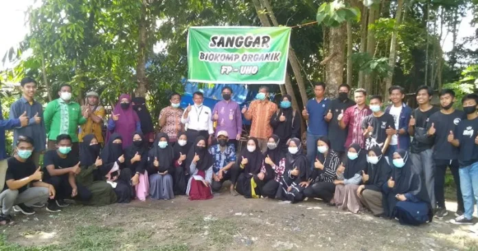 Fakultas Pertanian UHO Olah Sampah Organik Menjadi Ecoenzim Fakultas Pertanian UHO Olah Sampah Organik Menjadi Ecoenzim