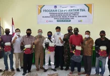 ANTAM Bantu 100 Unit Mesin Perahu untuk Nelayan Pomalaa ANTAM Bantu 100 Unit Mesin Perahu untuk Nelayan Pomalaa