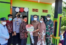 Dandim 1412 Kolaka Bersama Bupati Kolut Resmikan Bedah Rumah Korban Kebakaran Dandim 1412 Kolaka Bersama Bupati Kolut Resmikan Bedah Rumah Korban Kebakaran