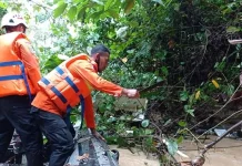 Bocah Dua Tahun di Kendari Terseret Arus, Tim SAR Terus Lakukan Pencarian Bocah Dua Tahun di Kendari Terseret Arus, Tim SAR Terus Lakukan Pencarian