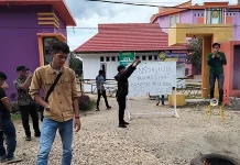 Mahasiswa Unilaki Boikot Gedung Rektorat Mahasiswa Unilaki Boikot Gedung Rektorat