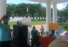 Insentif Nakes Rumah Sakit Covid-19 di Konawe Delapan Bulan Tidak Dibayar Insentif Nakes Rumah Sakit Covid-19 di Konawe Delapan Bulan Tidak Dibayar