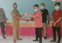 Kades di Puriala Alokasikan Dana Desa untuk Bantu Mahasiswa Kurang Mampu Kades di Puriala Alokasikan Dana Desa untuk Bantu Mahasiswa Kurang Mampu