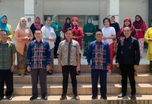 Peringati Hari Kartini, Direktur Poltekkes Kendari Instruksikan Pemakaian Batik dan Kebaya Peringati Hari Kartini, Direktur Poltekkes Kendari Instruksikan Pemakaian Batik dan Kebaya