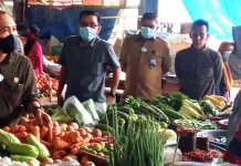 Pastikan Stok Pangan, Komisi II DPRD Kendari Sambangi Pasar Tradisional Pastikan Stok Pangan, Komisi II DPRD Kendari Sambangi Pasar Tradisional