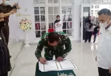 Kasrem 143 Haluoleo Tutup TMMD ke-110 di Buton Kasrem 143 Haluoleo Tutup TMMD ke-110 di Buton