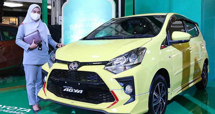 Kalla Toyota Hadirkan Promo DP dan Angsuran Ringan Lewat Public Display