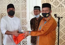 Alumni 97 Smansa Kendari Berbagi dengan Kaum Duafa Alumni 97 Smansa Kendari Berbagi dengan Kaum Duafa