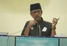 Bupati Kolut Tegaskan Tidak Ada ASN yang Ikut Menambang Bupati Kolaka Utara (Kolut) Nur Rahman Umar