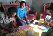 PT Bosowa Mining Bagikan CSR ke Warga Dua Desa di Konut Jelang Lebaran PT Bosowa Mining Bagikan CSR ke Warga Dua Desa di Konut Jelang Lebaran