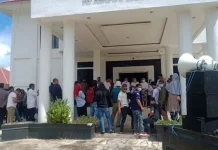 Nakes Covid-19 di Konawe Kembali Berunjuk Rasa Tuntut Pembayaran Insentif Nakes Covid-19 di Konawe Kembali Berunjuk Rasa Tuntut Pembayaran Insentif