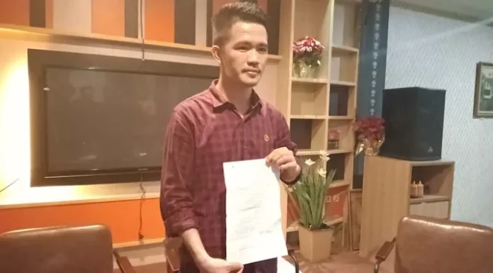 PSX_20210529_131220 Hanya Satu Nama yang Lolos, Balon Ketua KNPI Sultra Erwin Gayus Protes