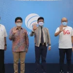Telkomsel Jadi Operator Seluler Pertama yang Mengoperasikan Jaringan 5G di Indonesia Telkomsel Jadi Operator Seluler Pertama yang Mengoperasikan Jaringan 5G di Indonesia