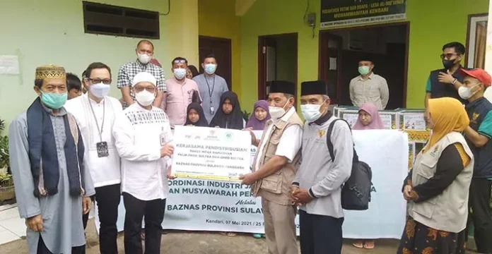 baznassultradis Baznas, FKIJK dan BMPD Sultra Distribusikan 200 Paket Bantuan ke Pesantren dan Panti Asuhan