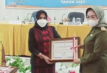 Buton Selatan Raih Predikat Kabupaten Paling Inovatif Tangani Stunting Buton Selatan Raih Predikat Kabupaten Paling Inovatif Tangani Stunting