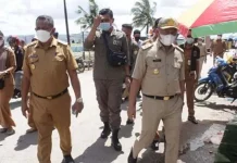 Saat Sidak, Sekda Baubau Temukan Masih Ada Masyarakat Langgar Prokes Saat Sidak, Sekda Baubau Temukan Masih Ada Masyarakat Langgar Prokes