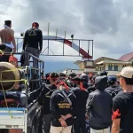 Ratusan Anggota Tamalaki Patowonua Kolut Gelar Unjuk Rasa Soal Penertiban Tambang Ilegal Ratusan Anggota Tamalaki Patowonua Kolut Gelar Unjuk Rasa Soal Penertiban Tambang Ilegal