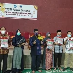 USN Kolaka Peduli Sesama, Bagikan 300 Paket Sembako ke Warga Kurang Mampu USN Kolaka Peduli Sesama, Bagikan 300 Paket Sembako ke Warga Kurang Mampu