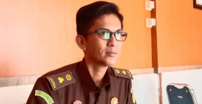 Kepala Seksi Intelijen (Kasi Intel) Kejaksaan Negeri (Kejari) Wakatobi, Baso Sutrianti