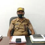 Pemkab Mubar Wajibkan ASN Gunakan Pakaian Tenun Setiap Kamis Asisten III Setda Mubar, La Ode Aka Sayala