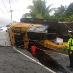 Diduga Tidak Kuat Menanjak, Truk Bermuatan Ekskavator Terguling di Kolut Diduga Tidak Kuat Menanjak, Truk Bermuatan Ekskavator Terguling di Kolut