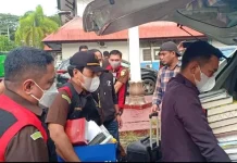 Kantor Dinas ESDM Sultra Digeledah dan Disegel Kejati Kantor Dinas ESDM Sultra Digeledah dan Disegel Kejati