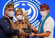 Potensi Wisata Mubar Dipaparkan di Kemenparekraf, Perkelahian Kuda Jadi Favorit Sandiaga Uno Potensi Wisata Mubar Dipaparkan di Kemenparekraf, Perkelahian Kuda Jadi Favorit Sandiaga Uno