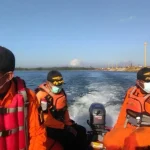 Tim SAR Kembali Cari TKA yang Tenggelam di Muara Sungai Sampara Tim SAR Kembali Cari TKA yang Tenggelam di Muara Sungai Sampara