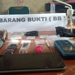 PNS di Baubau Diciduk Polisi Usai Simpan Sabu di Rumahnya PNS di Baubau Diciduk Polisi Usai Simpan Sabu di Rumahnya