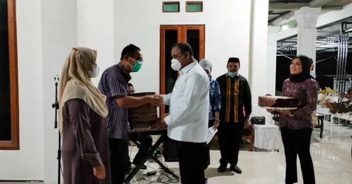 Pindah Tugas di Bandung, Pemkab Mubar Gelar Perpisahan dengan Ketua PN Raha