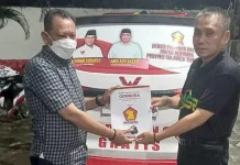 Gerindra Serahkan Ambulans Gratis di Baubau dan Konawe Gerindra Serahkan Ambulans Gratis di Baubau dan Konawe