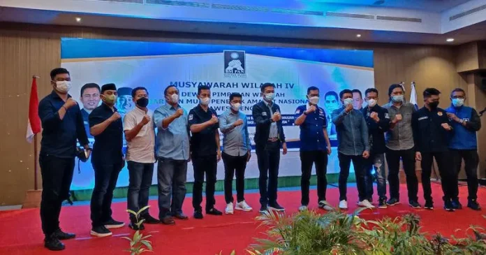 Husmaluddin Terpilih Secara Aklamasi Pimpin DPW BM PAN Sultra Husmaluddin Terpilih Secara Aklamasi Pimpin DPW BM PAN Sultra